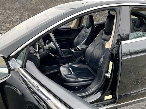 Used 2014 Tesla Model S 85 image 22