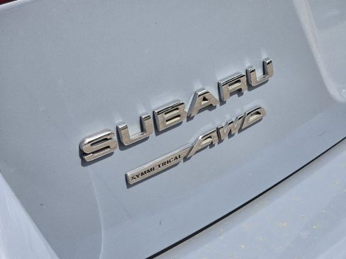 Used 2019 Subaru Crosstrek 2.0i Premium w/ Eyesight System image 16