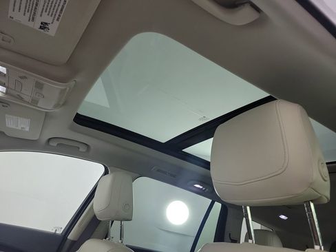 Certified 2023 Cadillac XT6 Premium Luxury w/ Technology Package AWD/4WD image 19