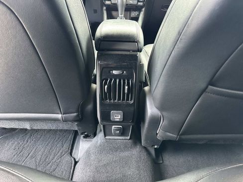 Used 2025 Jeep Compass Limited AWD/4WD image 31