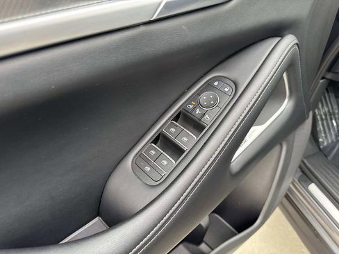 Certified 2025 INFINITI QX60 Luxe image 16