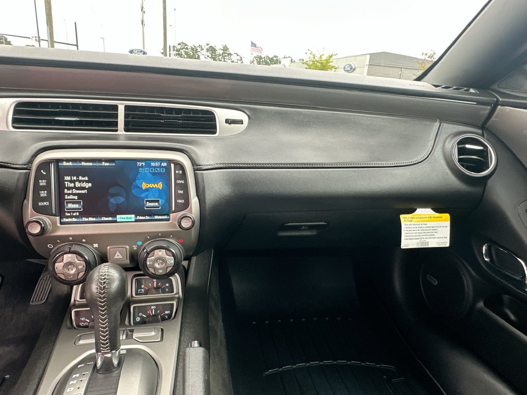 Used 2015 Chevrolet Camaro LT RWD image 19