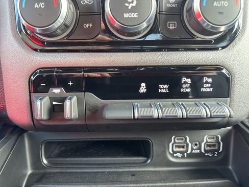 Certified 2022 RAM 1500 Laramie image 18