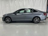 Used 2025 Volkswagen Jetta Sport image 4