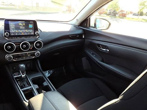 Used 2024 Nissan Sentra SV w/ Lighting Package FWD image 19