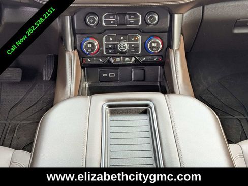 Used 2024 Chevrolet Tahoe Z71 w/ Luxury Package image 23