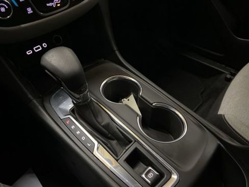 Used 2023 Chevrolet Equinox LT FWD image 44