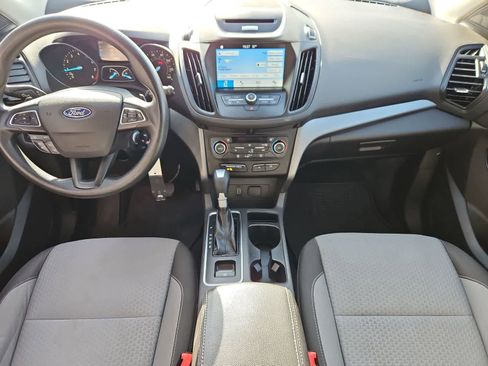 Used 2017 Ford Escape SE w/ Equipment Group 201A AWD/4WD image 15