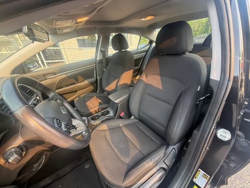 Used 2020 Hyundai Elantra Value Edition w/ Cargo Package (C1) FWD image 8