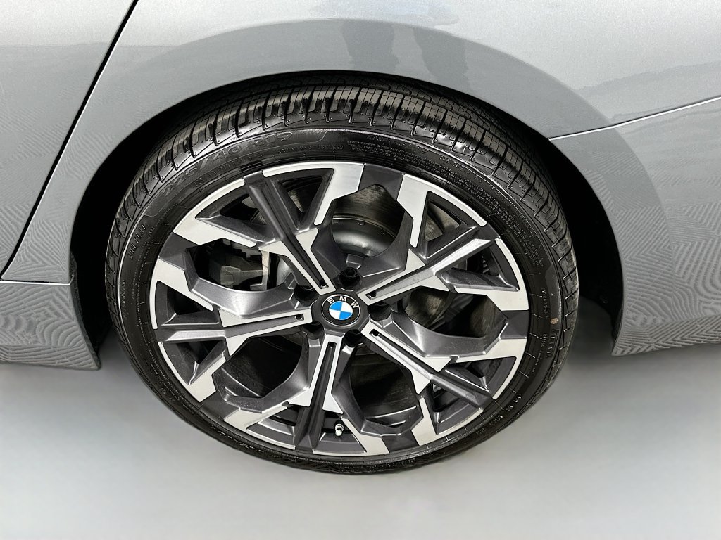 Used 2026 BMW 330i Sedan w/ Premium Package RWD image 23