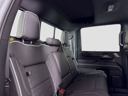 New 2026 GMC Sierra 2500 AT4X AWD/4WD image 28