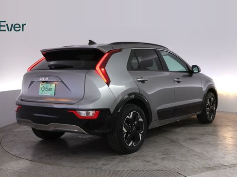Used 2024 Kia Niro Wind FWD image 3