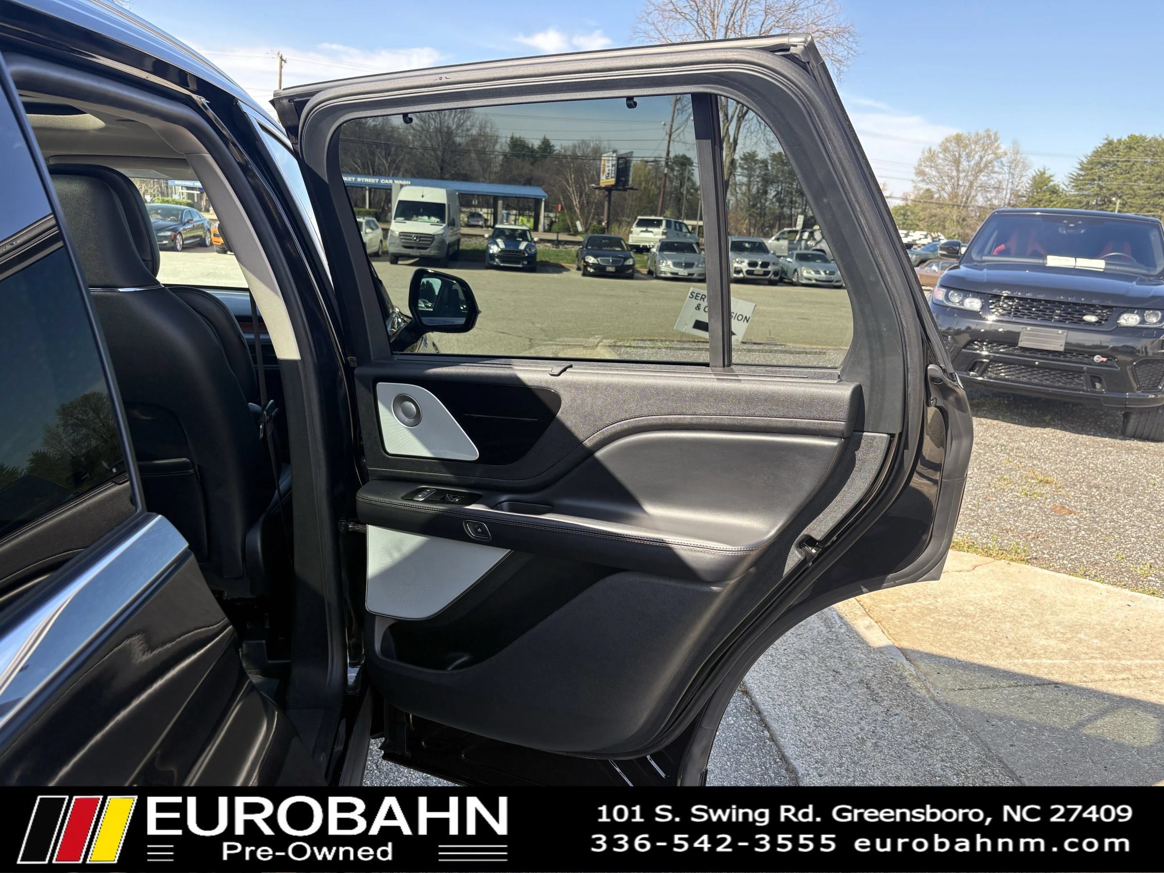 Used 2022 Lincoln Aviator Grand Touring w/ Equipment Group 301A AWD/4WD image 14