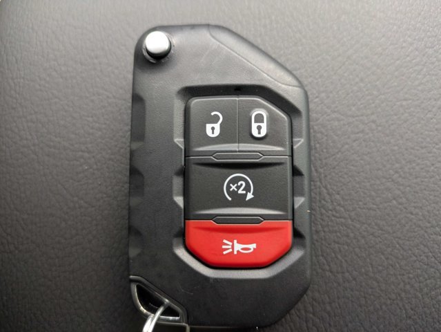 New 2026 Jeep Wrangler Unlimited Sahara AWD/4WD image 31