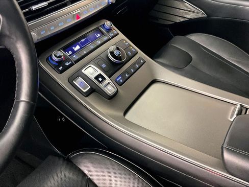 Used 2021 Hyundai Palisade Limited FWD image 15