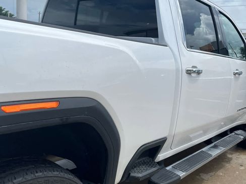Used 2024 GMC Sierra 2500 Denali w/ Technology Package AWD/4WD image 14