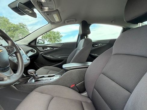 Used 2023 Chevrolet Malibu LT FWD image 10