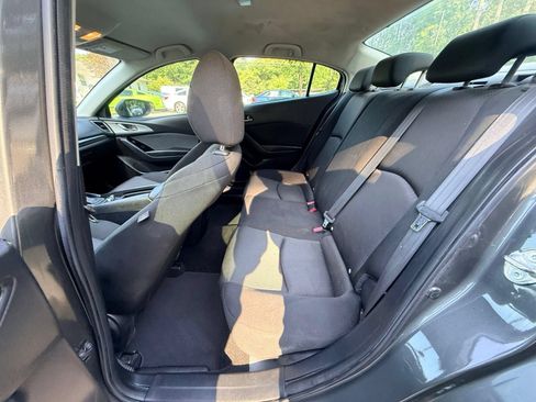 Used 2017 MAZDA MAZDA3 Sport FWD image 27