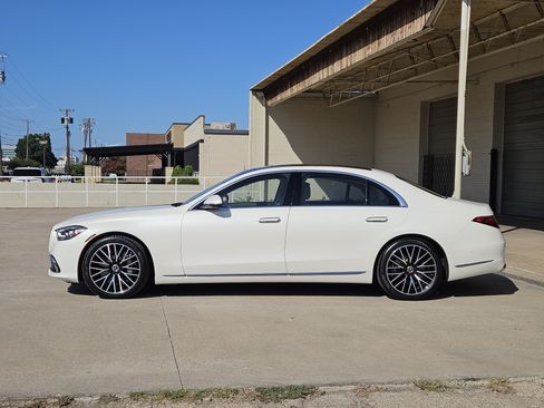 Certified 2022 Mercedes-Benz S 500 4MATIC image 4