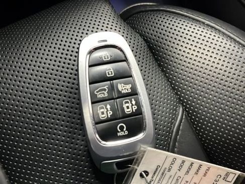 Used 2024 Hyundai Palisade Calligraphy image 40