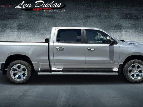 Used 2019 RAM 1500 Big Horn AWD/4WD image 5