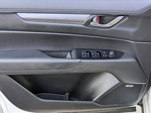 Used 2019 MAZDA CX-5 Touring image 19