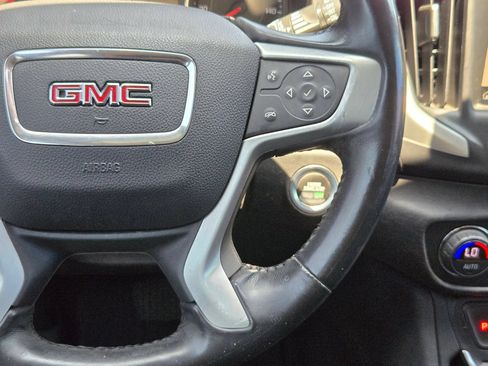 Used 2019 GMC Terrain SLE w/ Driver Convenience Package FWD image 22