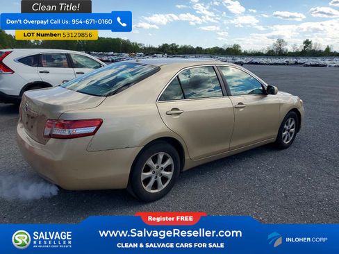 Used 2011 Toyota Camry LE w/ LE Extra-Value Pkg FWD image 4