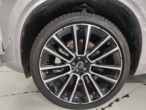 Used 2026 Volvo XC90 B6 Plus w/ Protection Package Premier AWD/4WD image 8