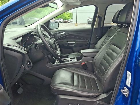 Used 2017 Ford Escape Titanium w/ Equipment Group 301A AWD/4WD image 12