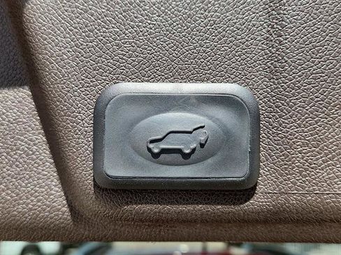 Used 2014 Buick Enclave Premium image 26