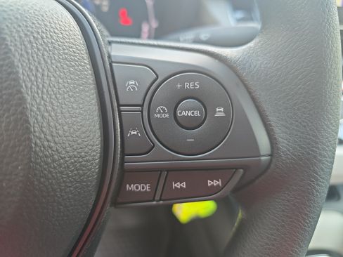 New 2026 Toyota Corolla LE FWD image 17