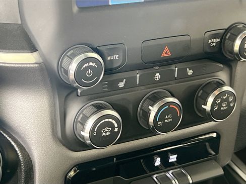 Used 2023 RAM 1500 Big Horn AWD/4WD image 19