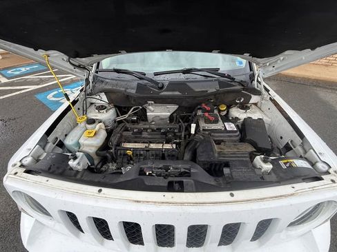 Used 2016 Jeep Patriot Latitude image 20