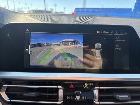 Used 2021 BMW 330i xDrive Sedan w/ Convenience Package image 22