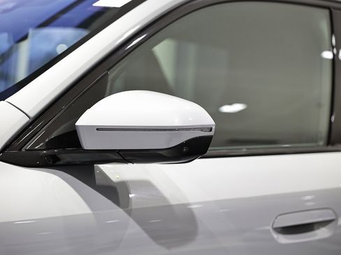 New 2026 BMW X3 xDrive30 w/ Premium Package image 11