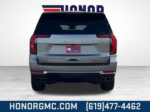 Used 2025 GMC Yukon Denali image 4