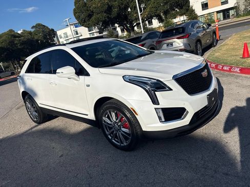 Used 2024 Cadillac XT5 Sportv w/ LPO, Floor Liner Package AWD/4WD image 7
