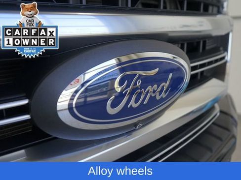 Certified 2022 Ford F250 Platinum w/ FX4 Off-Road Package AWD/4WD image 12