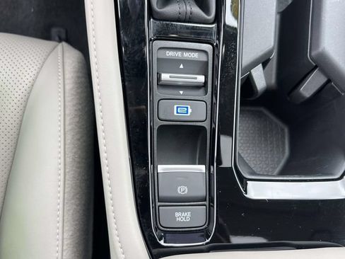 Used 2023 Honda Accord Touring image 32