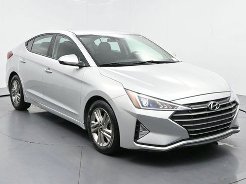 Used 2020 Hyundai Elantra SEL w/ Cargo Package (C1) FWD image 2