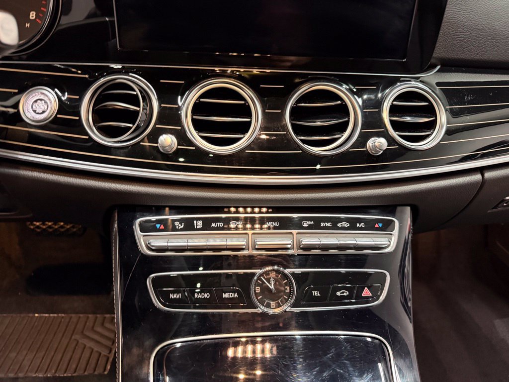 Used 2019 Mercedes-Benz E 450 4MATIC Wagon w/ Premium Package image 45