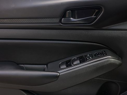 Used 2025 Nissan Altima 2.5 S image 23