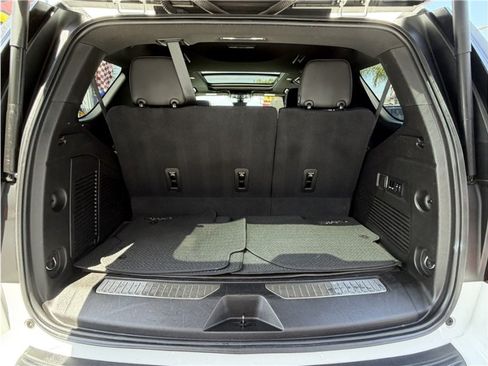 Used 2021 GMC Yukon Denali w/ Denali Premium Package RWD image 27