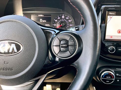Used 2021 Kia Soul Turbo image 28