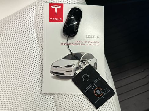 Used 2026 Tesla Model X AWD/4WD image 40