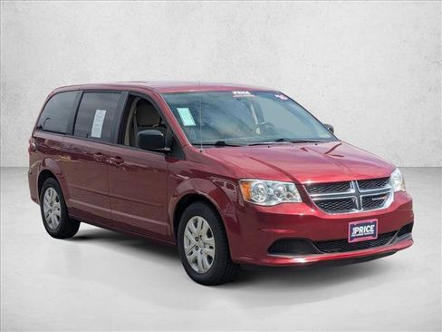 Used 2016 Dodge Grand Caravan SE w/ Quick Order Package 29E SE FWD image 3