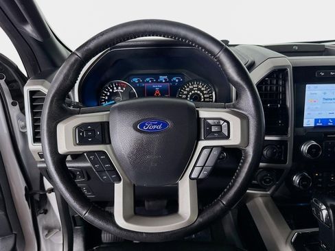 Used 2019 Ford F150 Lariat w/ Equipment Group 502A Luxury AWD/4WD image 12