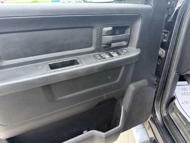 Used 2014 RAM 2500 Tradesman w/ Chrome Appearance Group AWD/4WD image 15