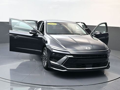 Certified 2025 Hyundai Sonata SEL image 30
